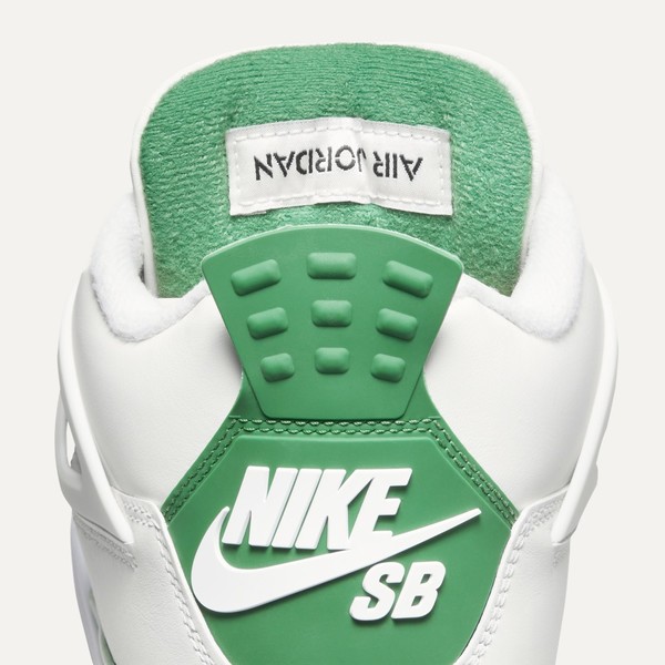 Ist ein Nike SB x Air Jordan 4 „Pine Green“ in der Pipeline? |